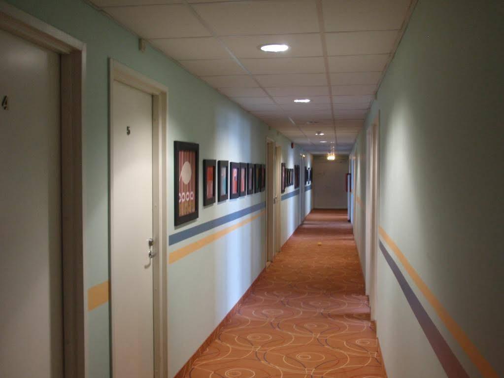 Centrum Hotel Viljandi Exteriör bild